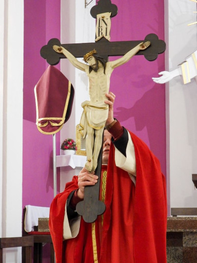 WIELKI PIĄTEK - LITURGIA MĘKI PAŃSKIEJ - 2026